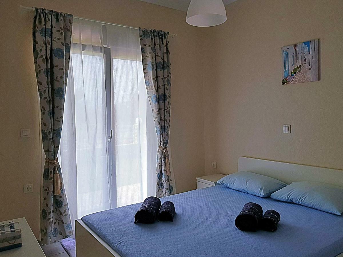 Mango Apartment Никити Екстериор снимка